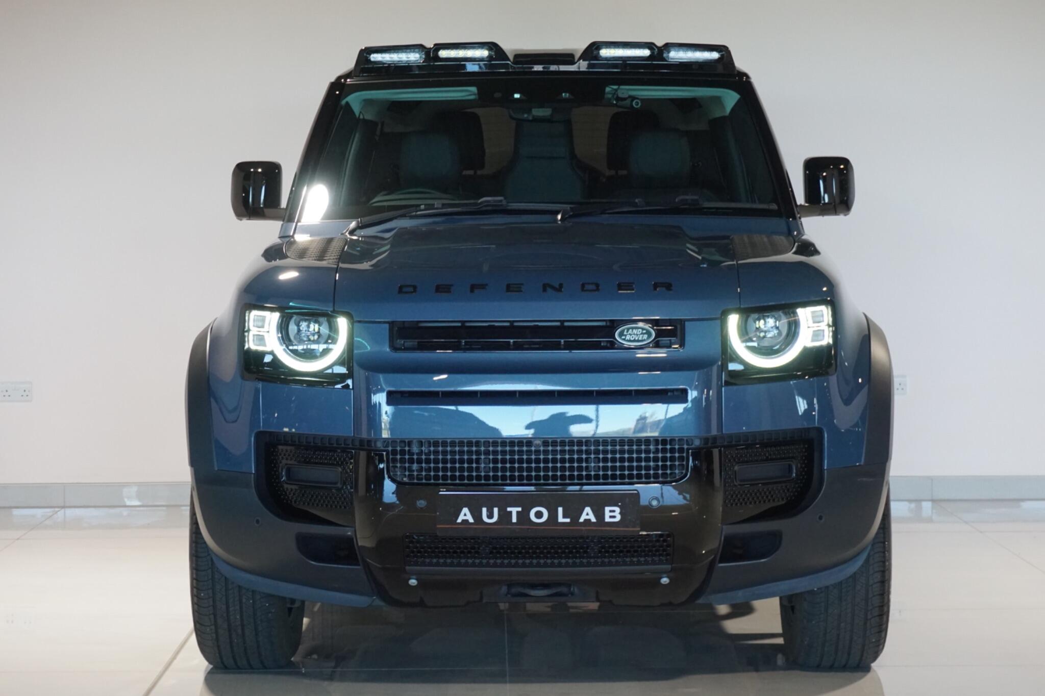 Land Rover Defender 90 2.0 P300 SE SUV 3dr Petrol Auto 4WD Euro 6 (s/s) (300 ps)
